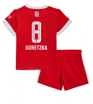 Bayern Munich Leon Goretzka #8 Hjemmedraktsett Barn 2022-23 Kortermet (+ Korte bukser)